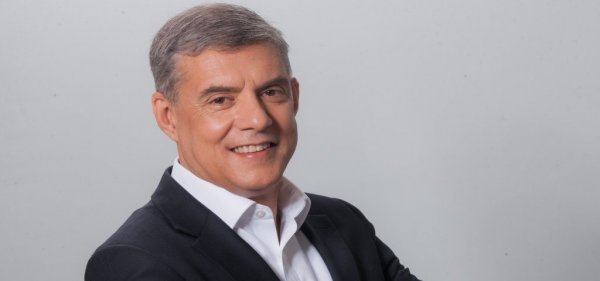 Κ. Αγοραστός: «Η ουσία δεν αλλάζει από ένα οφθαλμοφανές σφάλμα»