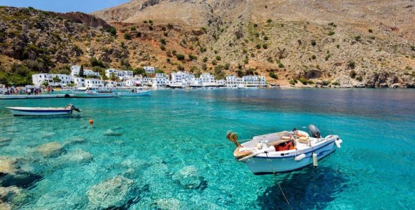 Πάσχα: Ρεκόρ κρατήσεων για την Κρήτη – Άνοδος κατά 82,4% σε σύγκριση με το 2024
