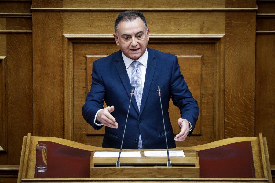 Tο νομοσχέδιο Σκρέκα για την ιδιωτικοποίηση του νερού φρενάρει και ο Χρ. Κέλλας – Δείτε αναλυτικά