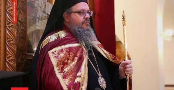 Παρέμβαση Λαρίσης Ιερώνυμου για τους μισθούς των Μητροπολιτών: Οι τσέπες μου είναι τρύπιες