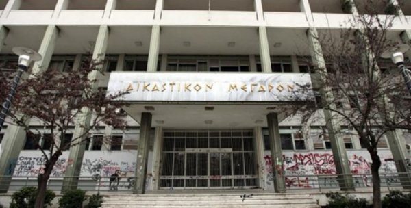 Τέμπη: Ανοίγει ο δρόμος για τον ορισμό της δίκης – Η εισαγγελική πρόταση 996 σελίδων