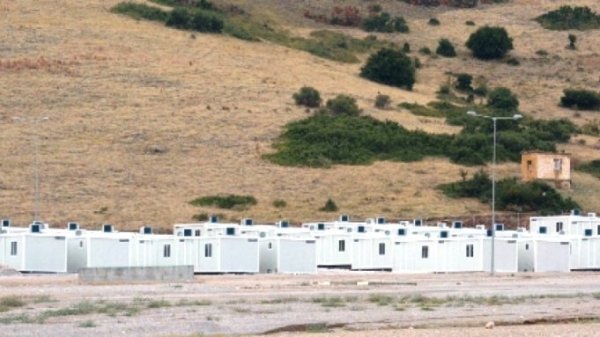 Mετανάστες από τη Λιβύη στο Κουτσόχερο Λάρισα