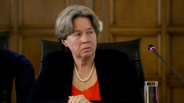 Αθηνά Λινού: Θετική στην προοπτική συνεργασίας με Αλέξη Τσίπρα