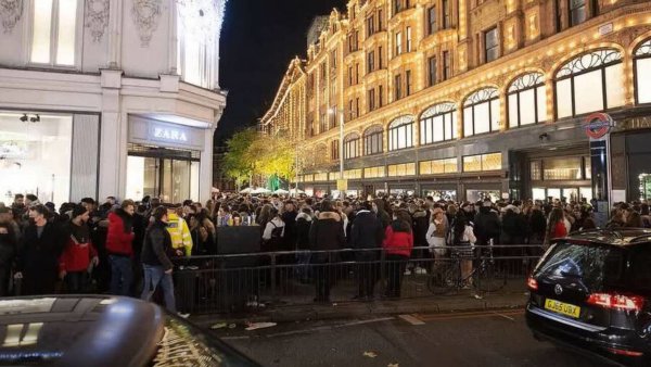 Επίθεση χάκερς στο Harrods: Υποκλάπηκαν προσωπικά δεδομένα πελατών