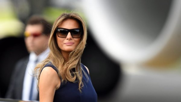 Μελάνια Τραμπ: Η Πρώτη Κυρία των ΗΠΑ φέρνει μέλισσες στον Λευκό Οίκο