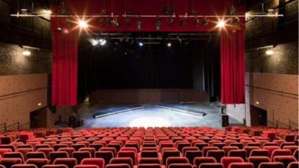 Ένωση Θεατρικών Παραγωγών: Τα περισσότερα θέατρα θα είναι ανοιχτά αύριο, Σάββατο 27/12