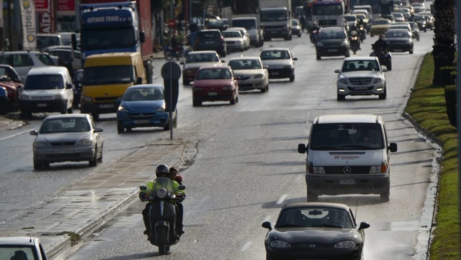 Ξεκίνησαν οι έλεγχοι για τα τέλη κυκλοφορίας – Τα πρόστιμα