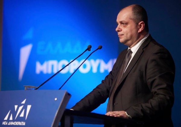 «Κρατήστε τη δύναμή σας, την πίστη στον εαυτό σας και το χαμόγελό σας» – Το προσωπικό μήνυμα του Καπετάνου, για την έναρξη των Πανελλαδικών Εξετάσεων