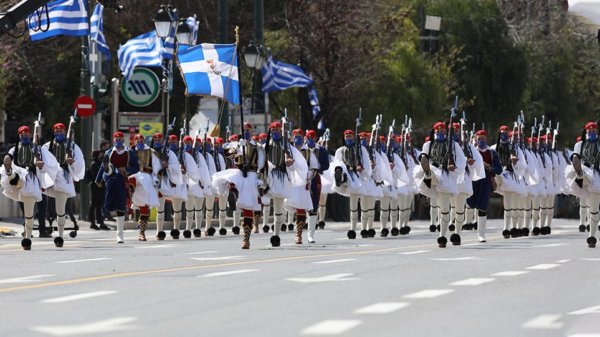Καιρός: Με ανοιξιάτικο καιρό θα γίνουν οι παρελάσεις