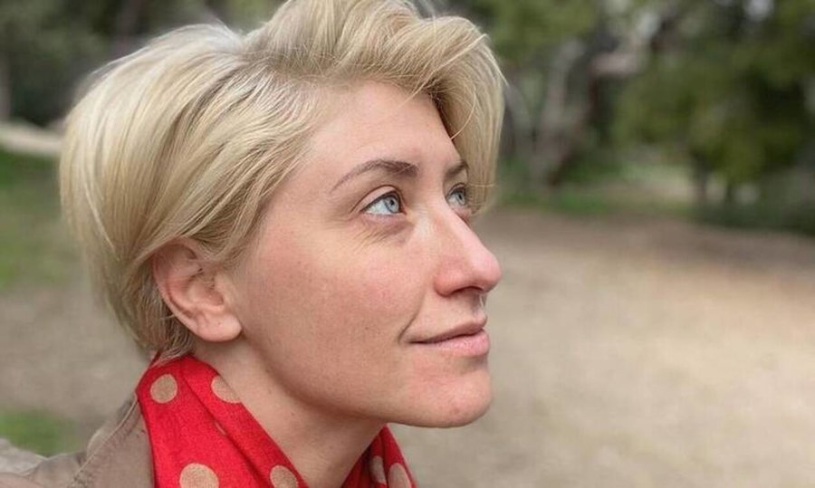 Δύσκολες ώρες για τη Σία Κοσιώνη – Νοσηλεύεται με πνευμονία στη ΜΕΘ