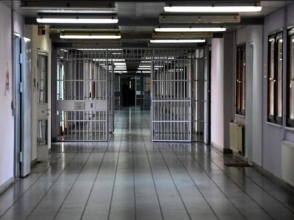 Νέο επεισόδιο με μαχαιρώματα στις φυλακές Τρικάλων – Ένας τραυματίας