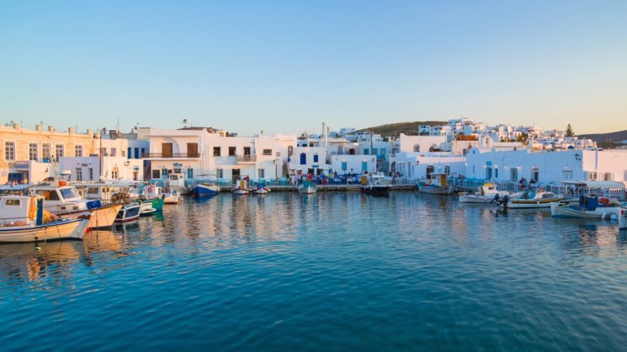 Πάρος: Στην κορυφή των προτιμήσεων Ελλήνων και ξένων επισκεπτών και το φθινόπωρο