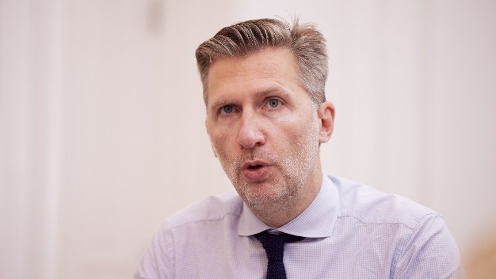 Σκέρτσος: «Στατιστική παγίδα» το ότι 7 στους 10 έχουν καταθέσεις κάτω από 1.000 ευρώ