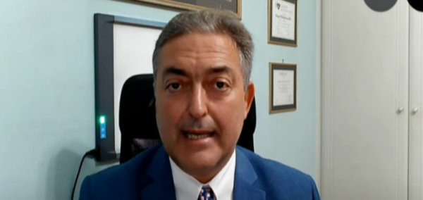 Βασιλακόπουλος για ιό Δυτικού Νείλου: Κορύφωση για ακόμη 2 με 3 εβδομάδες – Τα συμπτώματα που πρέπει να μας θορυβήσουν