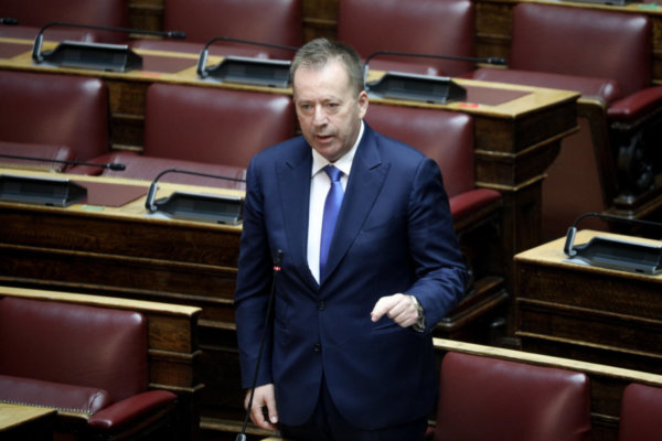 Κόκκαλης σε Γεωργιάδη: Ανάγκη να στελεχωθεί άμεσα η Μαιευτική Κλινική του ΠΓΝΛ