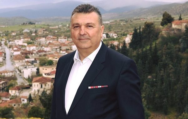 Καταγγελία Ν. Ευαγγέλου – Εμπορεύεται ο Δ. Ελασσόνας τα τρόφιμα των σεισμόπληκτων προς όφελος του; (ηχητικό)