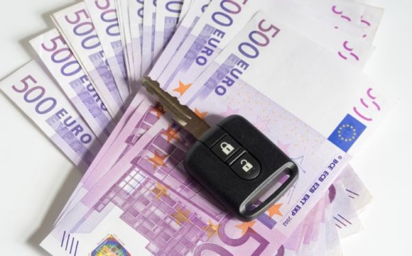 Τέλη κυκλοφορίας με τον μήνα: Τι αλλάζει στις ημερομηνίες και την ακινησία – Αναλυτικά ο «δεκάλογος» της ΑΑΔΕ