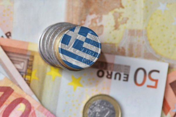 Δημόσιο χρέος: Χαλαρώνει η θηλιά μετά το 2032