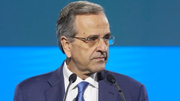 Συνεργάτες Σαμαρά: «Θα παρεμβαίνει όποτε κρίνει» – Φουντώνει η σεναριολογία για νέο κόμμα