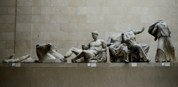 M. Lodge, Πρέσβης Ην. Βασιλείου στην Ελλάδα για τα γλυπτά του Παρθενώνα: «Κανένα εμπόδιο από την Βρετανική Κυβέρνηση αν συμφωνήσουν Βρετανικό Μουσείο – Ελλάδα»