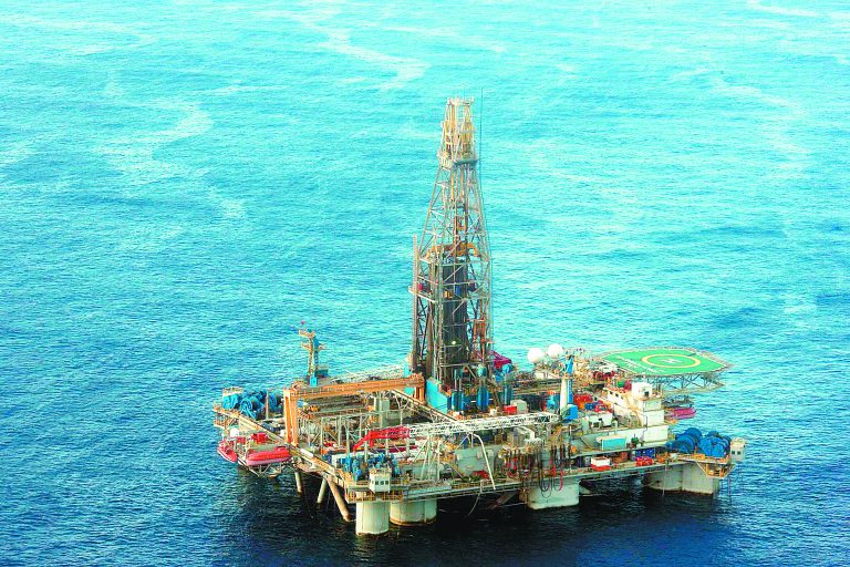 Λιμενικός «κόμβος» αξίας εκατοντάδων εκατομμυρίων πίσω από τις γεωτρήσεις στο Ιόνιο
