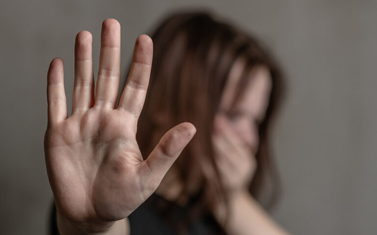 Παραβατικότητα ανηλίκων: Το άλυτο πρόβλημα της κοινωνίας – 23 περιστατικά βίας κάθε μέρα