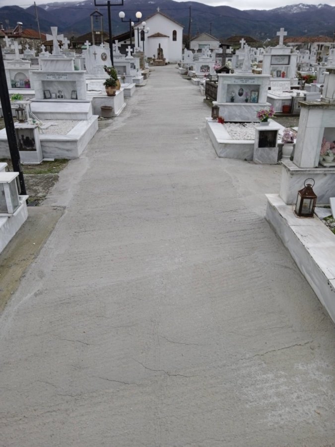 Κανονικά οι ταφές τις Κυριακές στα Κοιμητήρια της Λάρισας