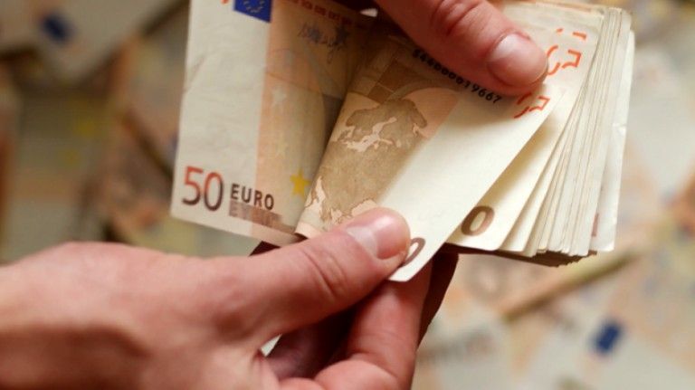ΕΦΚΑ: Ως τις 2 Μαΐου παρατείνεται η προθεσμία καταβολής δόσεων ρύθμισης