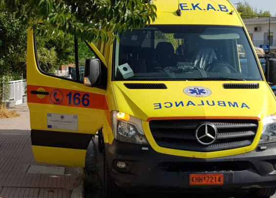 Αγωνία για 5χρονο αγοράκι στη Λάρισα: Έπεσε από μπαλκόνι 5 μέτρων -Τραυματίστηκε στο κεφάλι