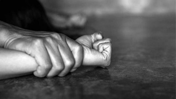 Ξάνθη: Συνελήφθησαν δύο άνδρες και μία γυναίκα για μαστροπεία, απόπειρα βιασμού και οπλοκατοχή