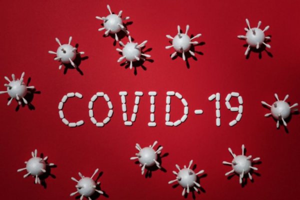 Covid-19: Γιατί αυξήθηκαν ξανά τα κρούσματα κορονοϊού; Η πρώτη άνοδος μετά από 10 μήνες