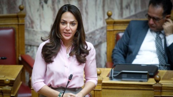 Μιχαηλίδου: Και στα ακριτικά νησιά το πρόγραμμα μετεγκατάστασης – 1.400 αιτήσεις σε δύο ημέρες