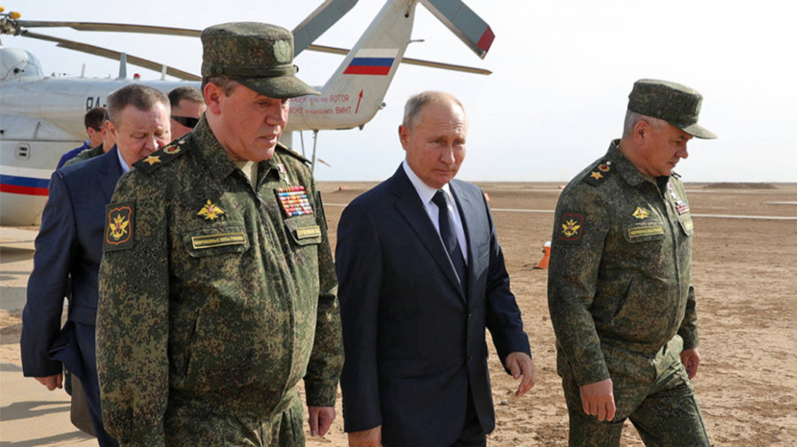 Ουκρανικά drones προσπάθησαν να καταρρίψουν το ελικόπτερο του Πούτιν πάνω από το Κουρσκ, λέει Ρώσος στρατιωτικός