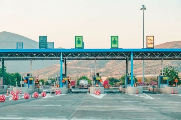 Διόδια: Ποιοι δικαιούνται δωρεάν διέλευση