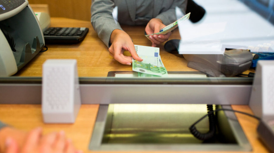 Καταθέσεις: Πόσα χρήματα έχουν κατά μέσο όρο τα νοικοκυριά στην Ελλάδα