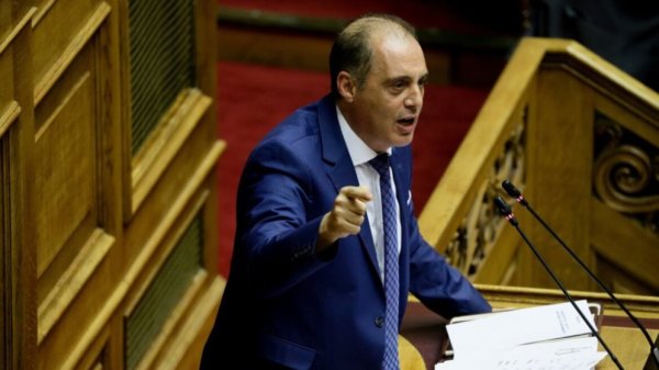 Βουλή: Άρση ασυλίας του Κ. Βελόπουλου αποφάσισε η Ολομέλεια