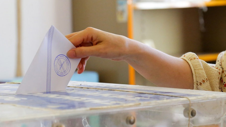 Διψήφιο προβάδισμα στη Νέα Δημοκρατία δίνει νέα δημοσκόπηση – Το ΠΑΣΟΚ στη δεύτερη θέση