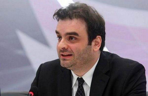 Πιερρακάκης: Η Ελλάδα έτοιμη να αξιοποιήσει την Τεχνητή Νοημοσύνη σε Δημόσιο και επιχειρήσεις