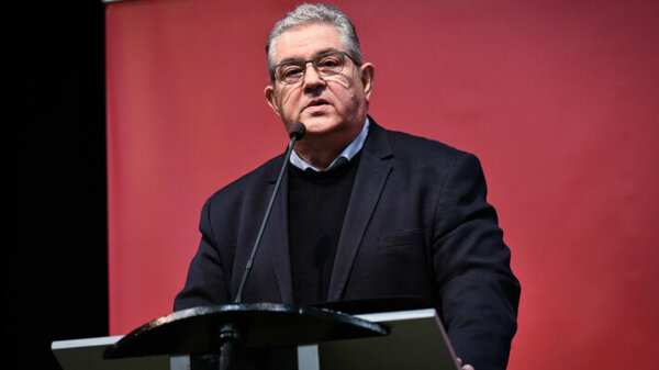 Δ. Κουτσούμπας: Να είμαστε έτοιμοι να ανταποκριθούμε στα καθήκοντά μας στις μέρες της θύελλας που είναι μπροστά