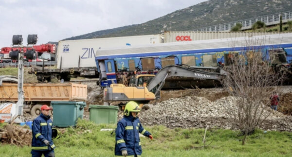 Τέμπη: Οι μηχανές, η σύγκρουση, η φωτιά και τα νέα στοιχεία από την έρευνα