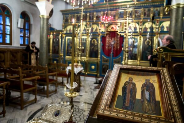 Φάρσαλα: Ιερόσυλοι άρπαξαν 2.000 ευρώ από το παγκάρι ναού