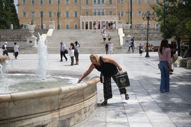 Η ζέστη δεν επηρεάζει το ίδιο άνδρες και γυναίκες: Τι δείχνουν οι μελέτες του Πανεπιστημίου Θεσσαλίας