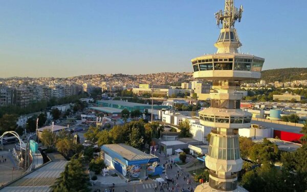 Αντιπολιτευτικά πυρά ενόψει ΔΕΘ – Αιχμές για ΟΠΕΚΕΠΕ και ακρίβεια