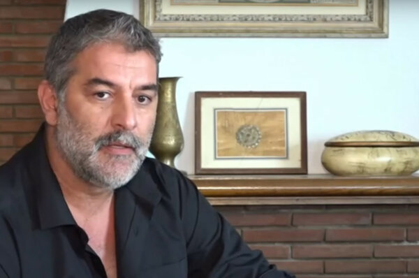 Παρουσιάστηκε στην Τροχαία και συνελήφθη ο Βασίλης Μπισμπίκης – Πήρε σβάρνα αυτοκίνητα και εγκατέλειψε το σημείο