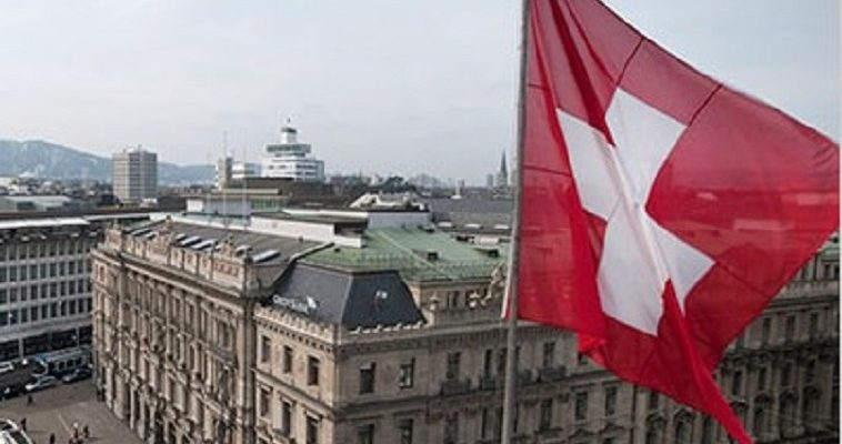 Ελβετία: Επενδύσεις 200 δισ. δολαρίων στις ΗΠΑ σε αντάλλαγμα για τη μείωση των δασμών στο 15%