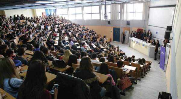 Πολυτεχνειούπολη: Στον εισαγγελέα ο φοιτητής που χαστούκισε ιδιοκτήτρια κυλικείου
