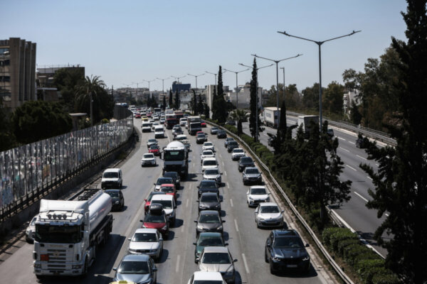 Δ. Παπαστεργίου στη συνάντηση με ΕΕΑ: Έρχεται σημαντική μείωση ανασφάλιστων οχημάτων
