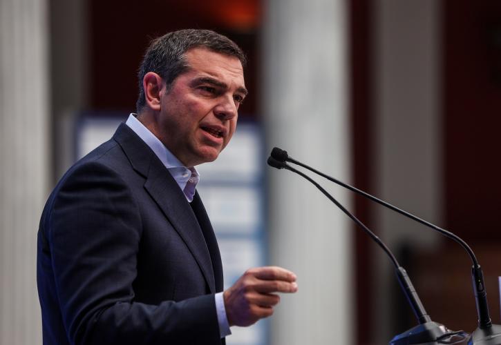 Τσίπρας από Σορβόννη: Υπαρξιακή η κρίση της Ευρώπης, χρειαζόμαστε έναν φόρο επί του μεγάλου πλούτου