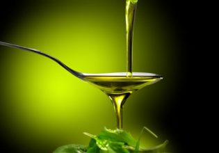 Συμφωνία Ε.Ε. – Ινδίας: Μηδενίζονται οι δασμοί για το ελαιόλαδο – Ιστορική ευκαιρία για τα ευρωπαϊκά και ελληνικά αγροδιατροφικά προϊόντα