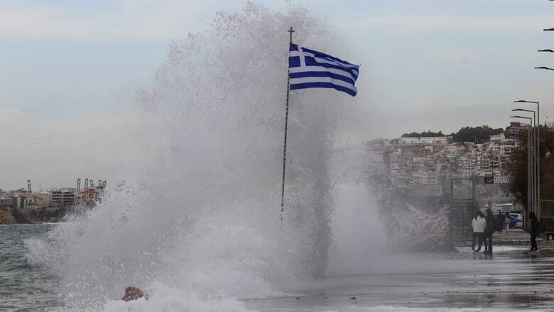Έκτακτο δελτίο επιδείνωσης καιρού: Έρχονται ισχυρές βροχές και καταιγίδες από το πρωί της Τρίτης